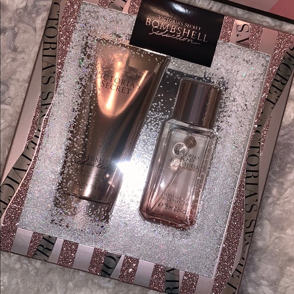 Victoria’s Secret Bombshell seduction gift… - Picture 3 of 3